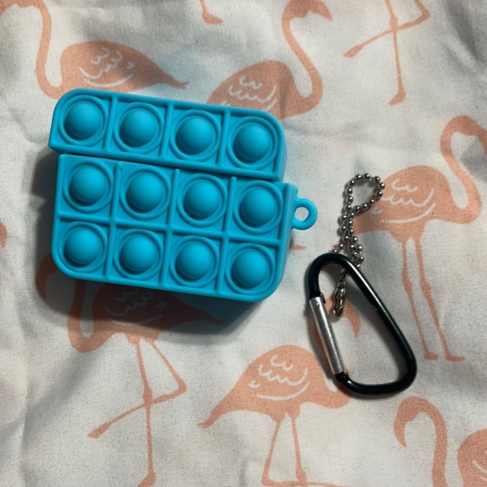 New push pop AirPod pro/3 case